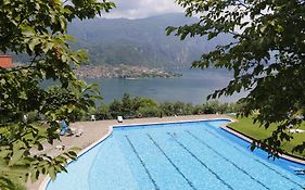 Como Lake Kosmopolitan